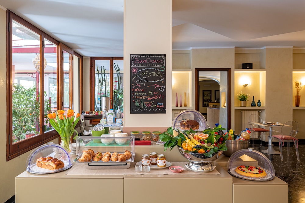 Hotel Minerva 32/50