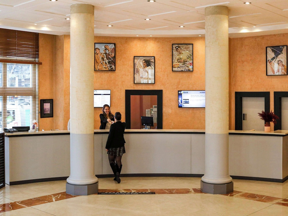 lobby
