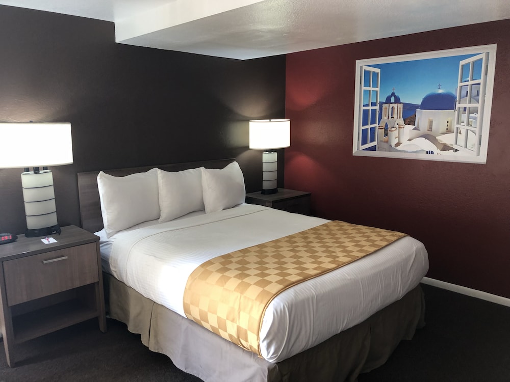 Knights Inn Downtown Los Angeles 36/57