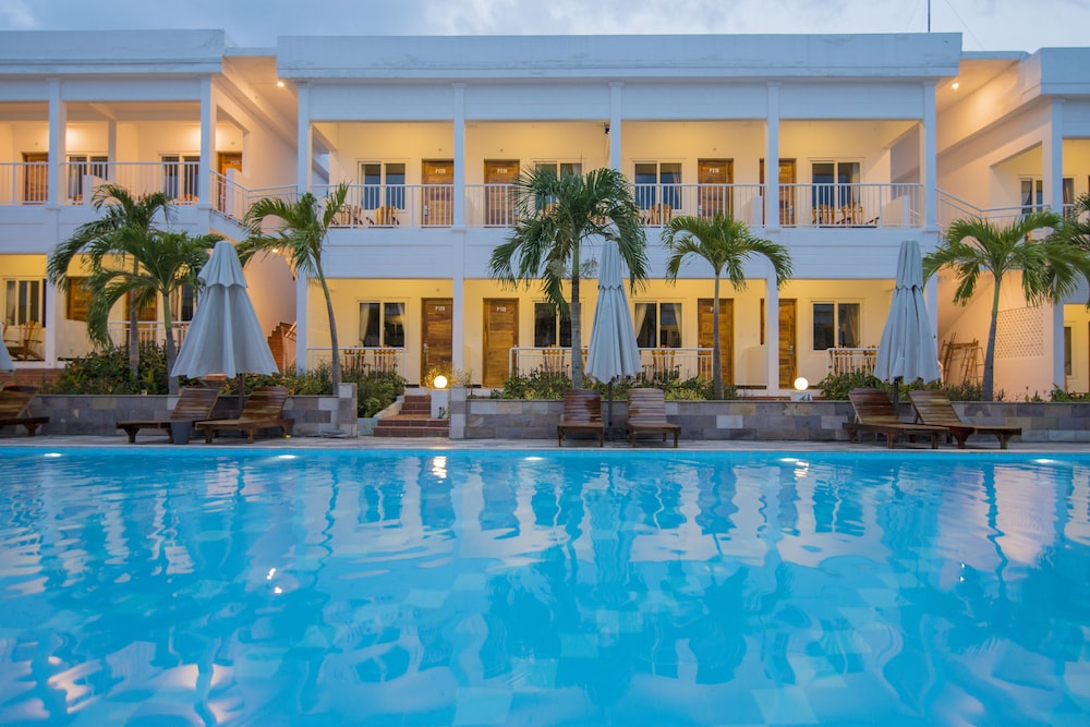 Palma Resort Phu Quoc, Trademark Collection by Wyndham in PHU QUOC