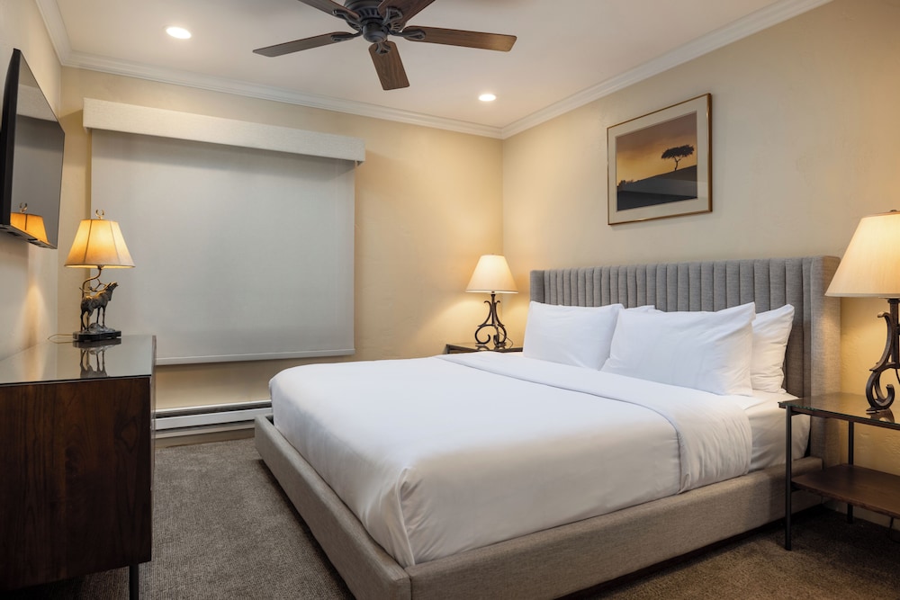 Condo, Premier, King and Queen and Twin Beds