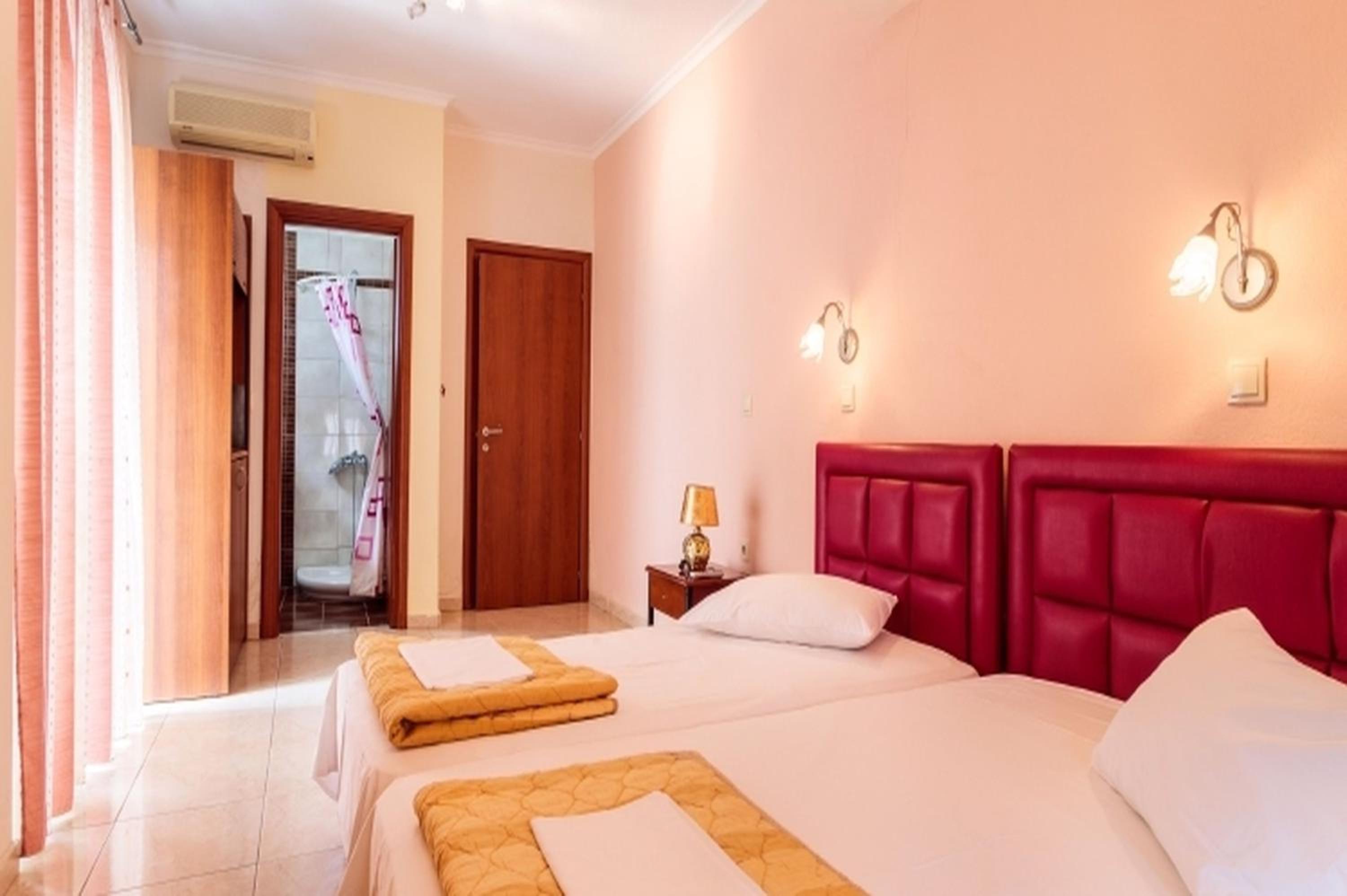 Christina Hotel 22/50