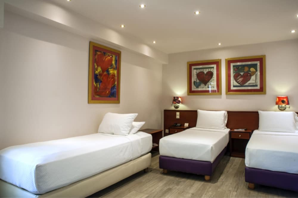 Piraeus City Hotel 18/63