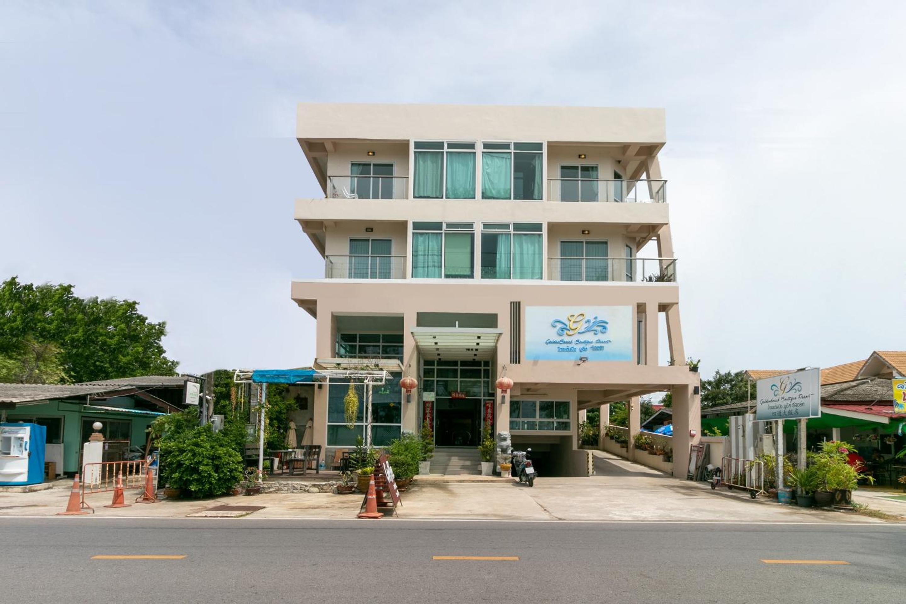 Goldenbeach Boutique Resort 2/68