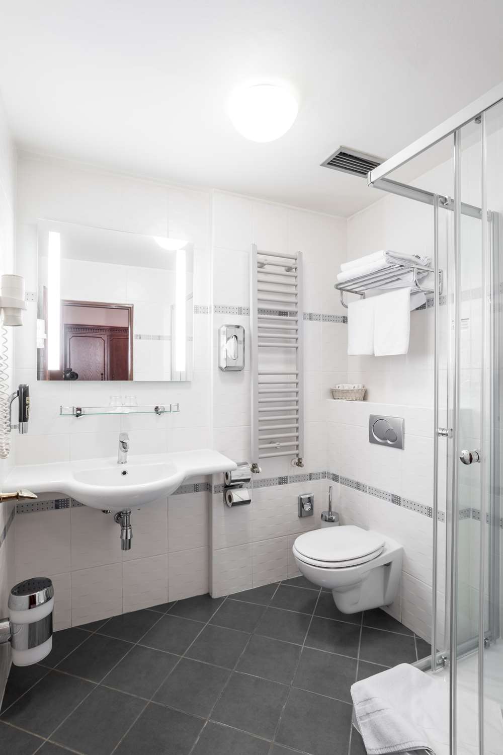 Hotel Meteor Plaza Prague 40/43