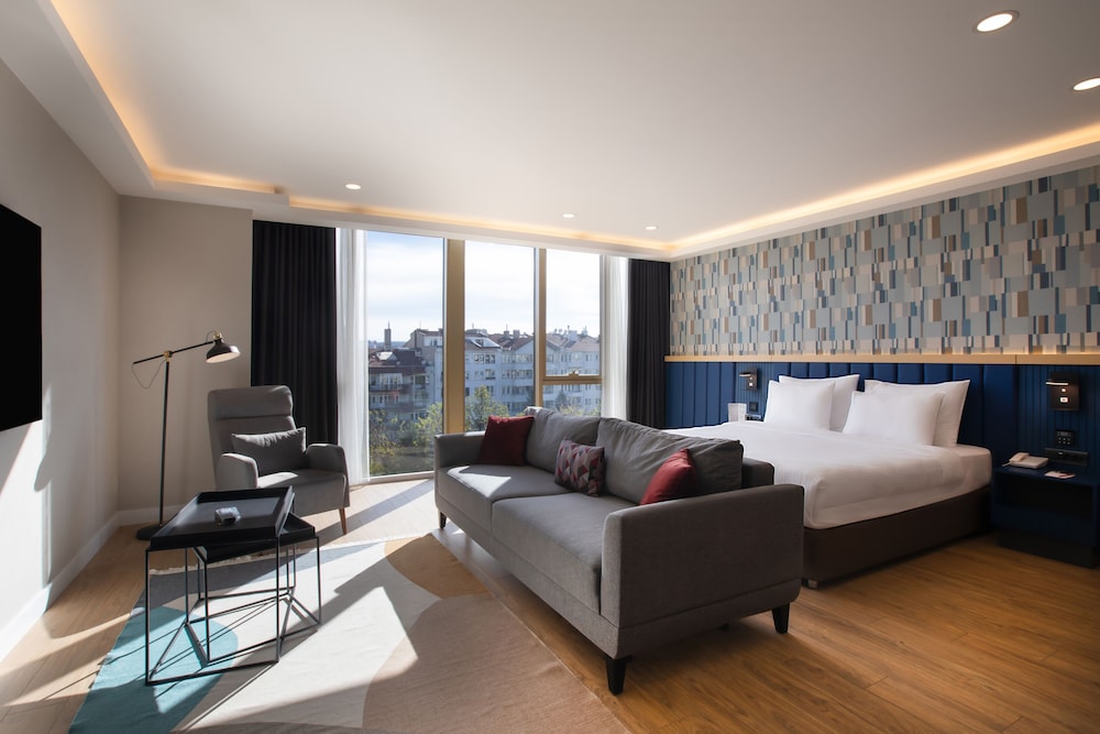 Smart by Dedeman Eskisehir 15/50