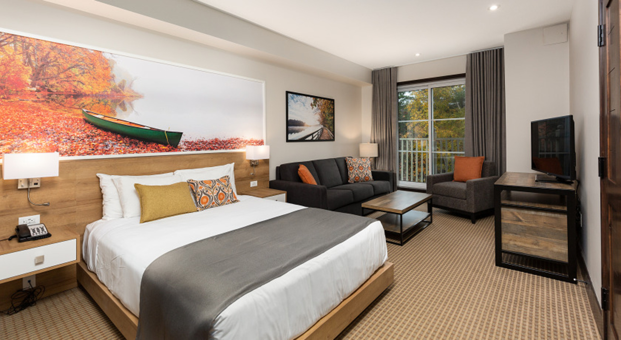 غرفة بسرير كوين، Ermitage du Lac Hotel 2/3