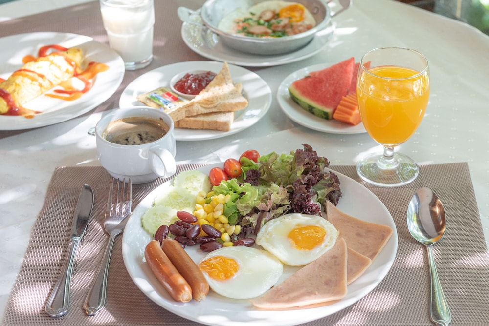 Nonthaburi Palace Hotel 43/66