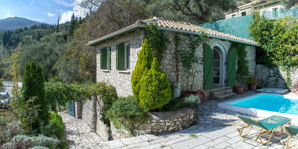 Old House 1/50