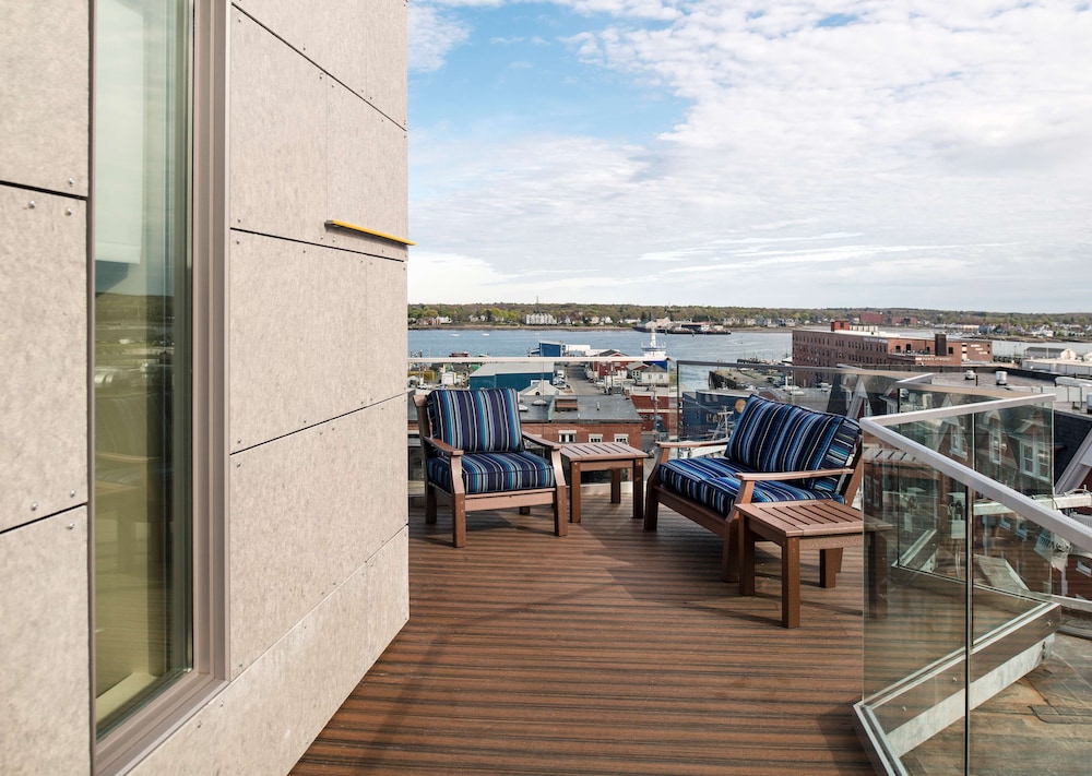 Hyatt Place Portland-Old Port 68/73
