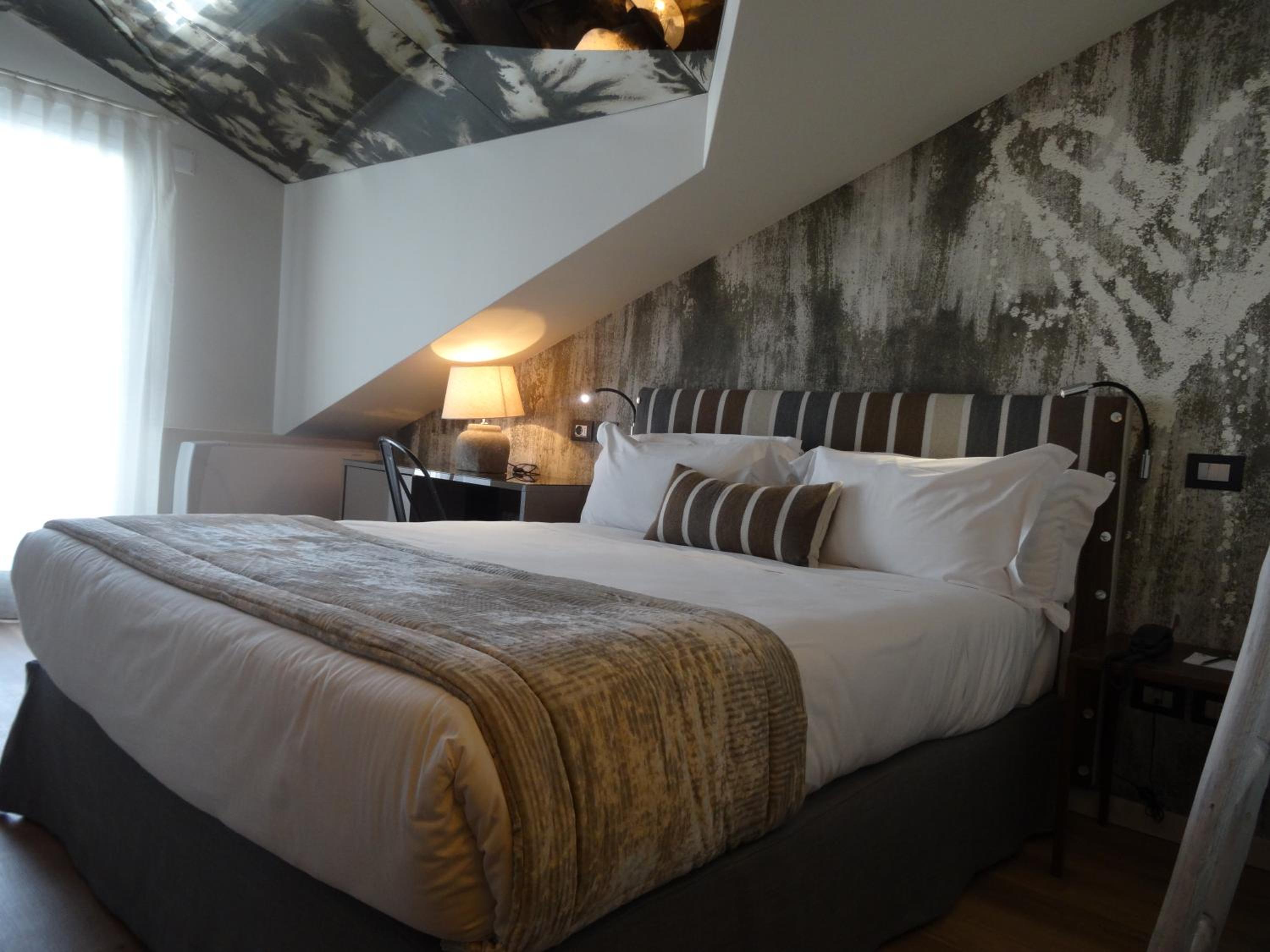 Room, Double Bed, Terrace, Hotel Dory 2/6