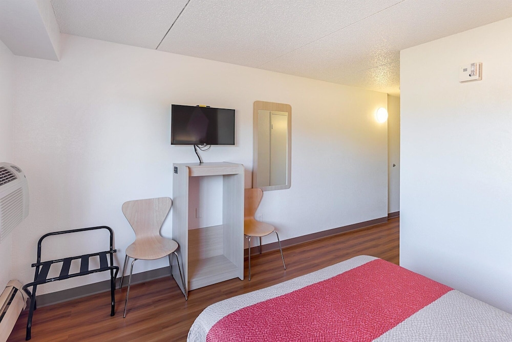 Motel6 Spokane, WA - East 20/34