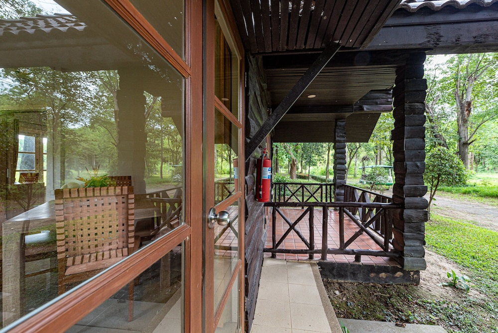 The Legacy River Kwai Resort 4/50