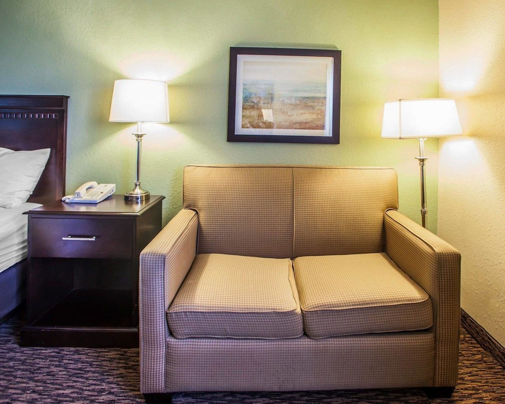 Quality Inn Belton - Kansas City South 24/30