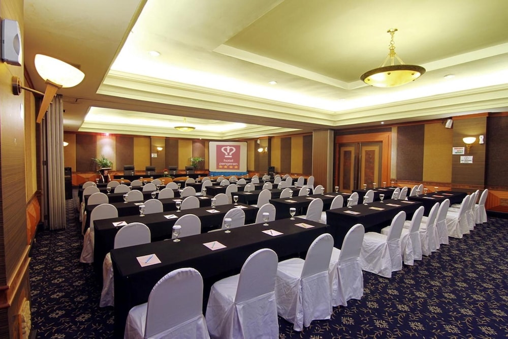 Hotel Pangeran Beach 44/57