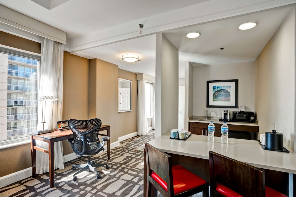 Hilton Garden Inn Chicago Downtown/Magnificent Mile 41/70