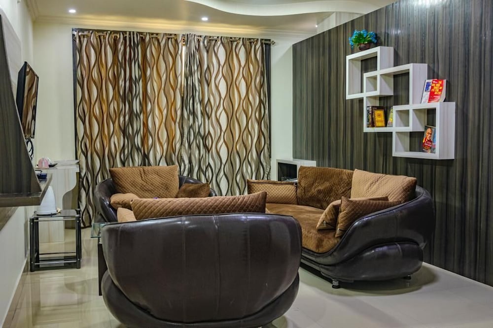 BODHGAYA REGENCY HOTEL 36/50