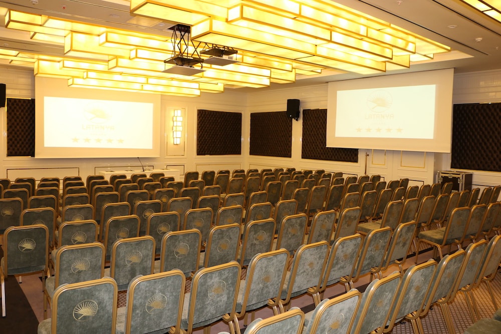 Latanya Hotel Ankara 68/76
