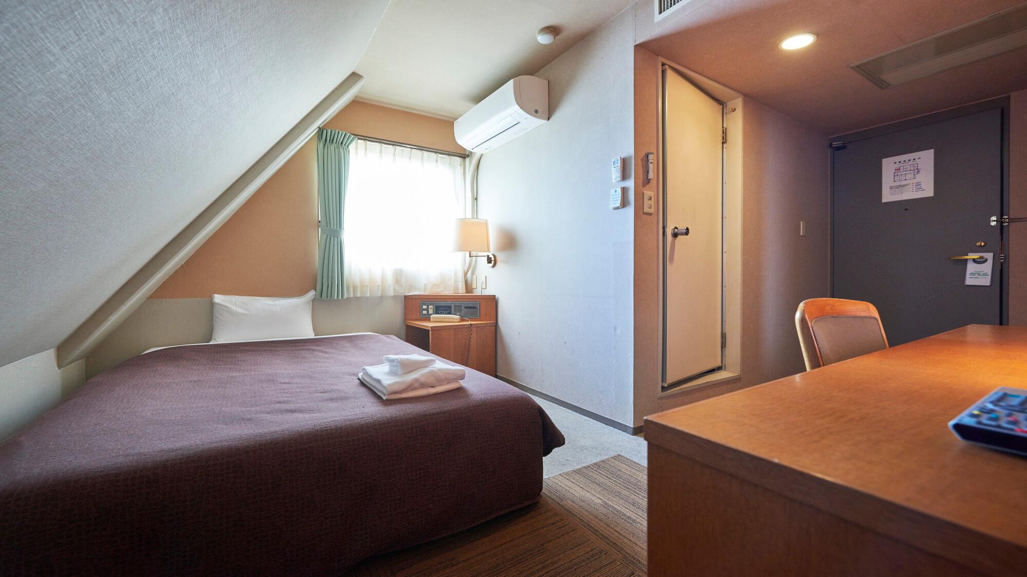 Semi Room, Standard, Semi Double Bed, Attic, Smoking
