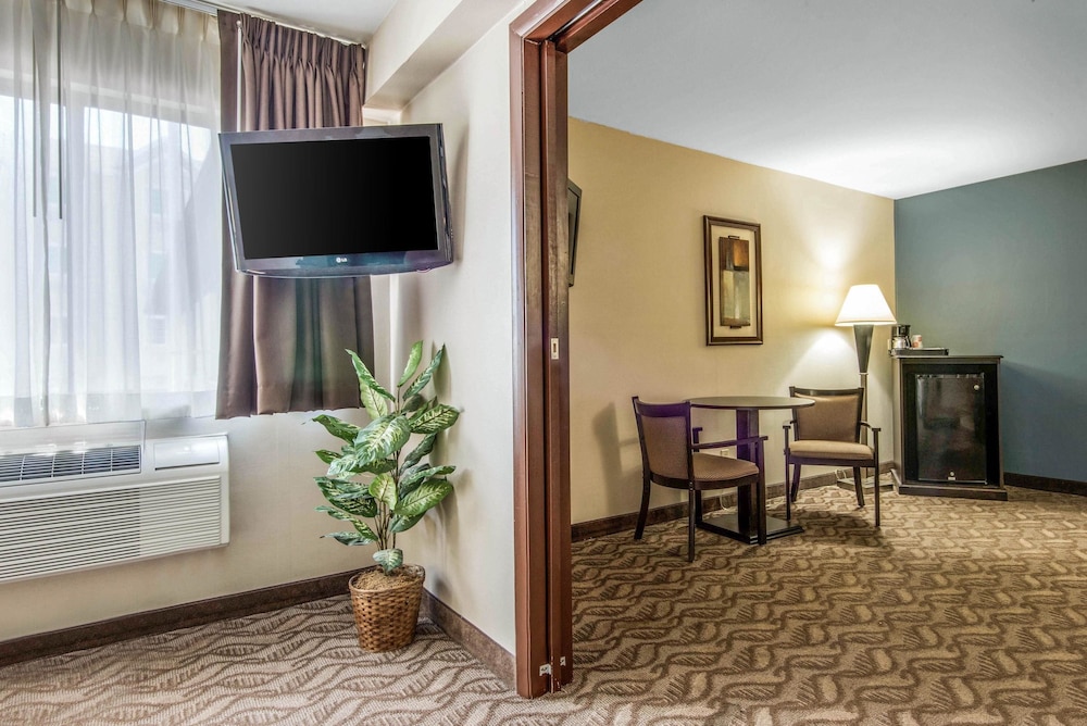 Quality Inn - Niagara Falls Blvd 42/58