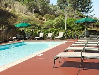 Days Inn By Wyndham Encinitas Moonlight Beach 24/46
