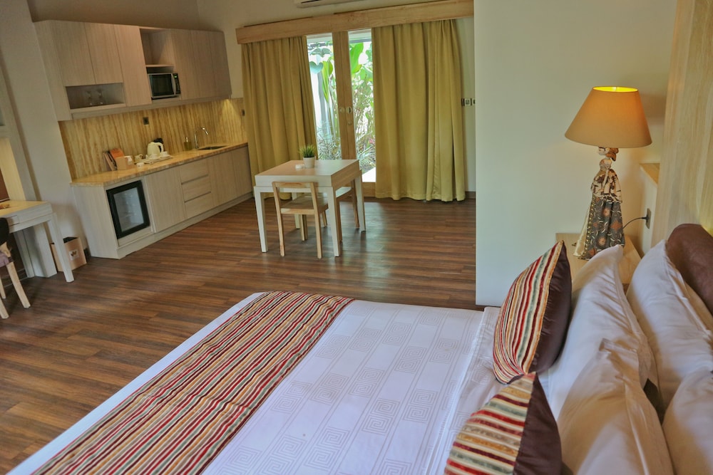 Grand Mega Resort and Spa Cepu 12/30