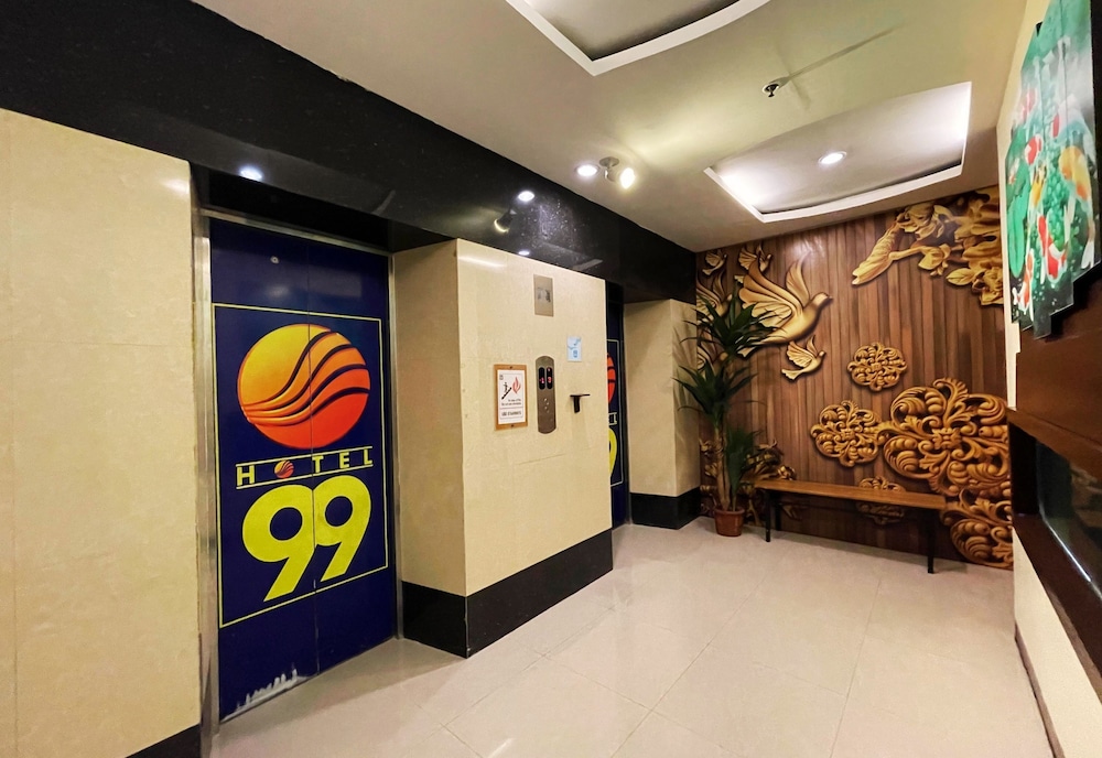 Hotel 99 10/50