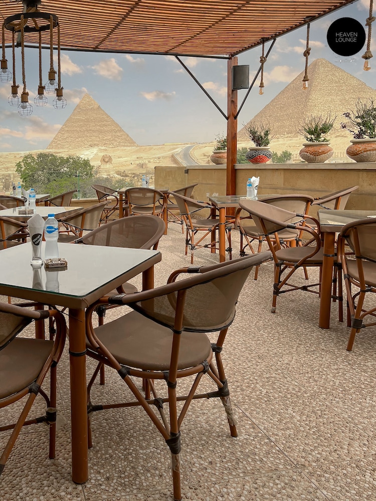 Giza Pyramids View Inn 38/50