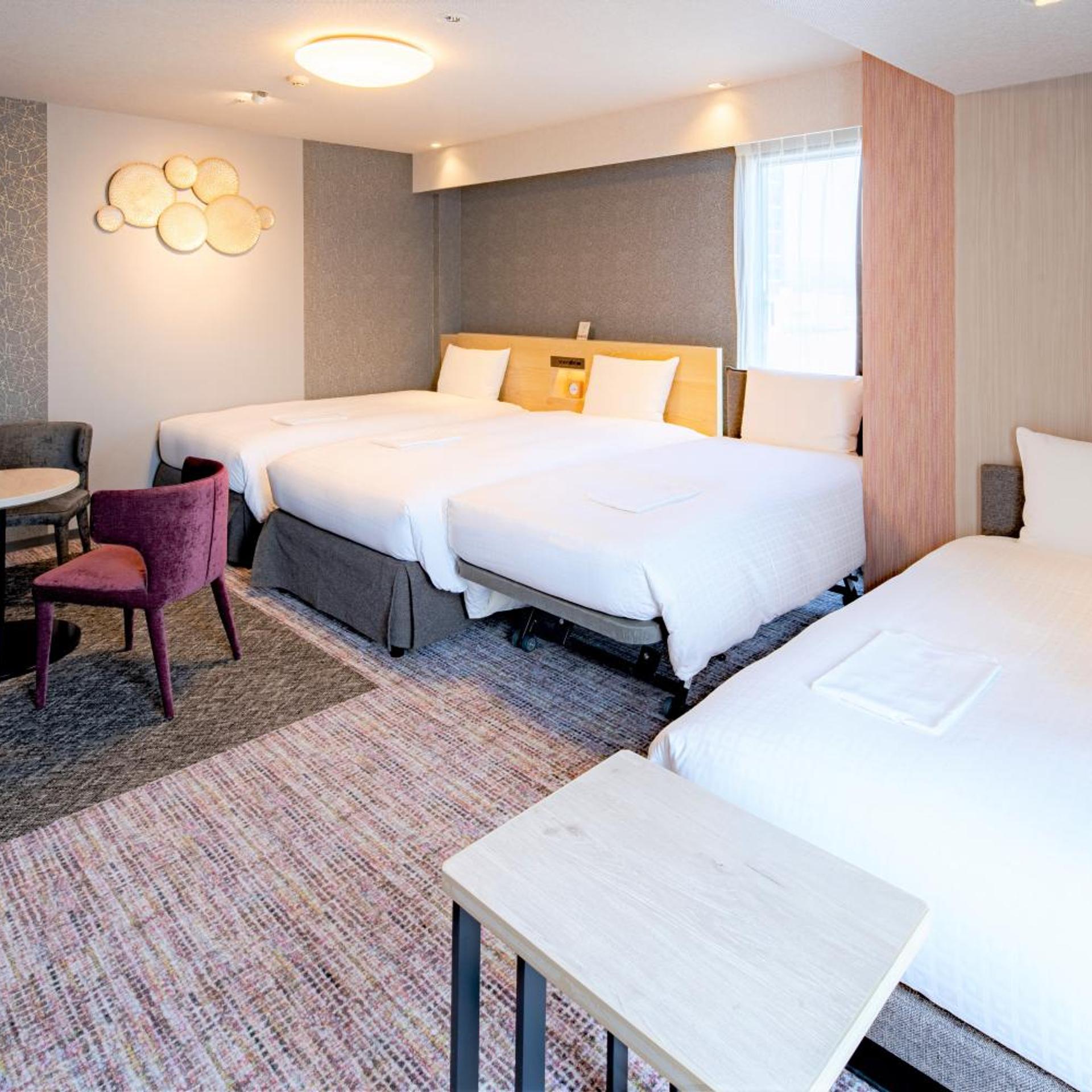 Single Bed, Smoking