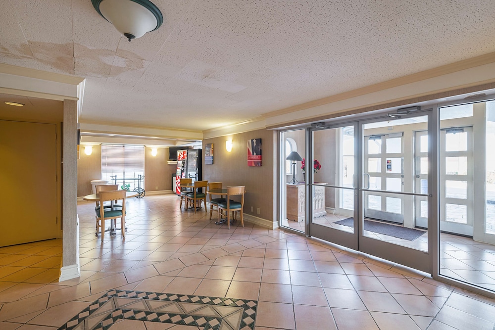 Motel6 Grand Prairie, TX - Interstate 30 40/51