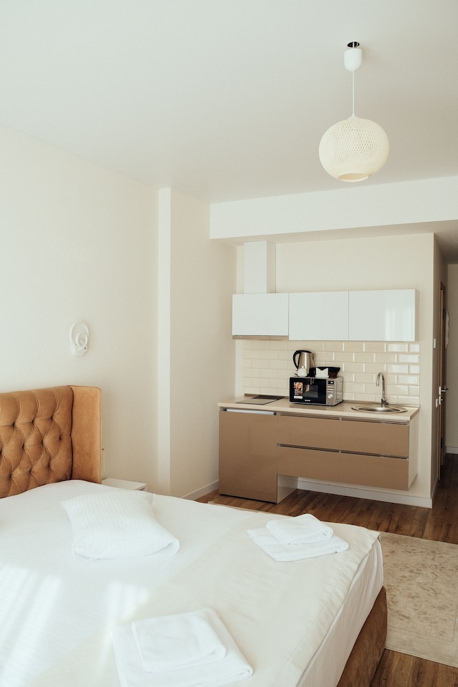 Standard Twin Bed Pool or Sea View