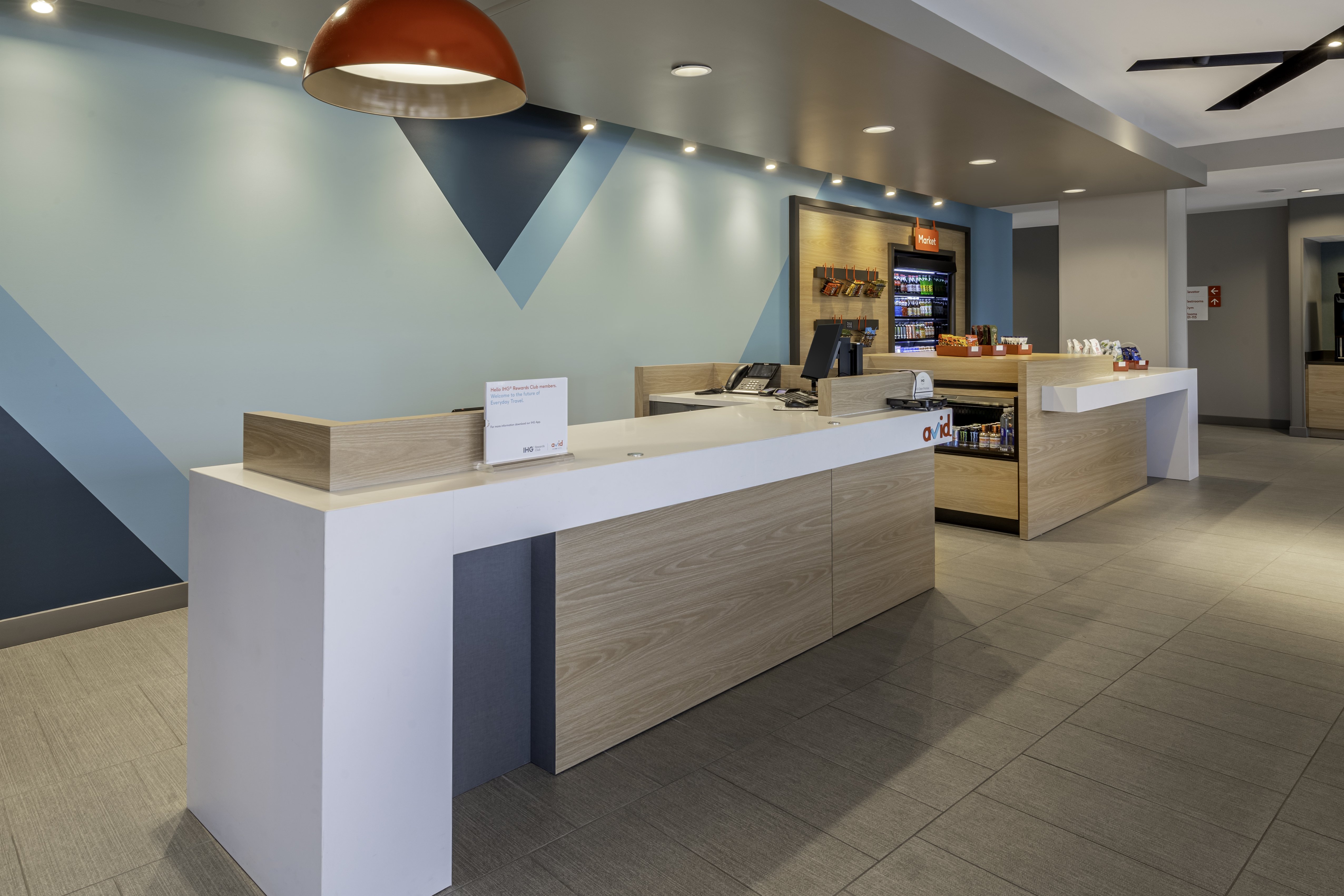 avid hotels Milwaukee West - Waukesha 3/37
