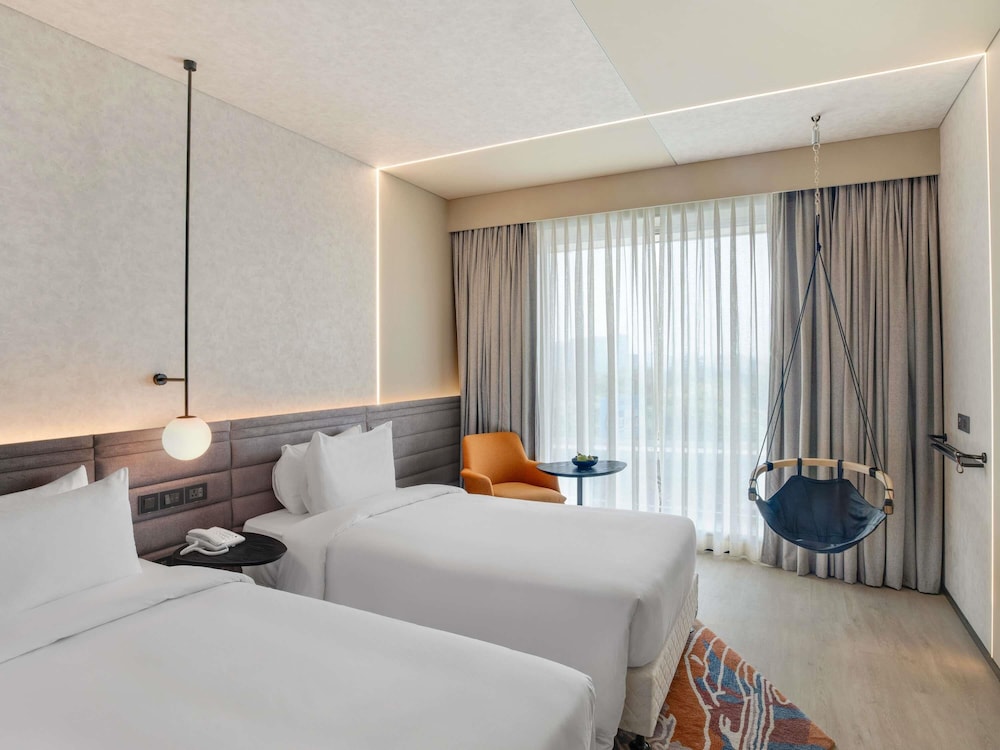 Novotel Pune Nagar Road 19/71