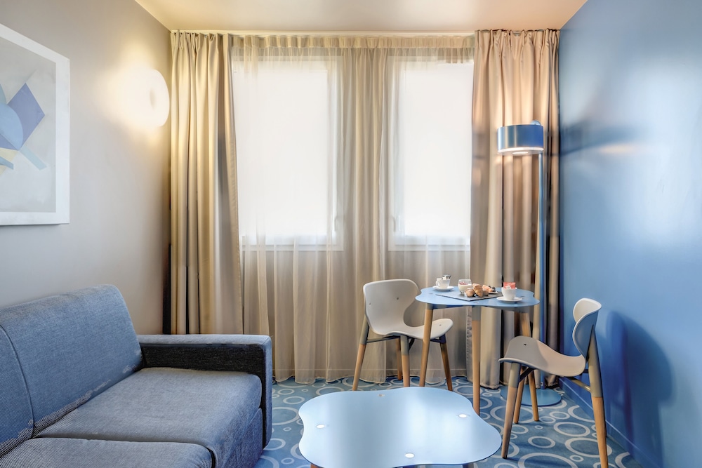 Appart City Collection Paris Velizy 46/63