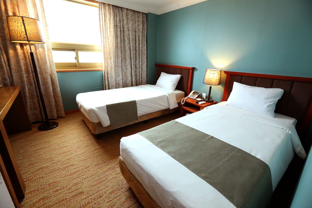 STANDARD, TWIN BEDS