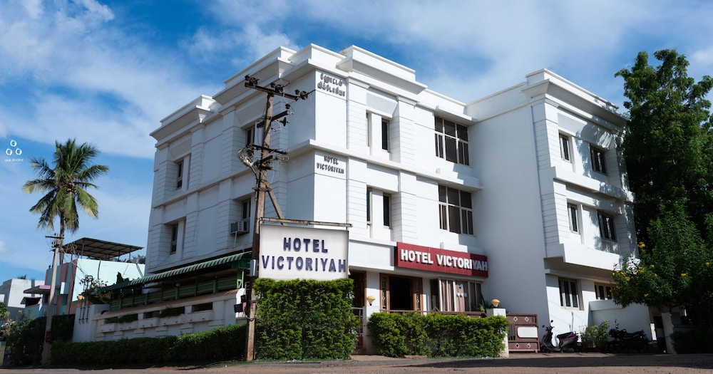 Hotel Victoriyah 2/32