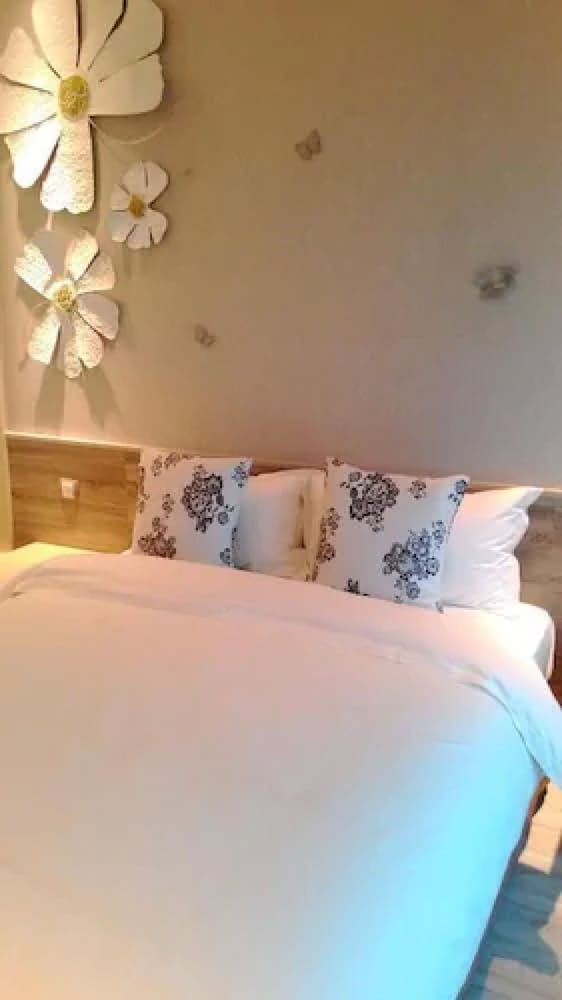 ELEGANT, COMFORT, DOUBLE BED