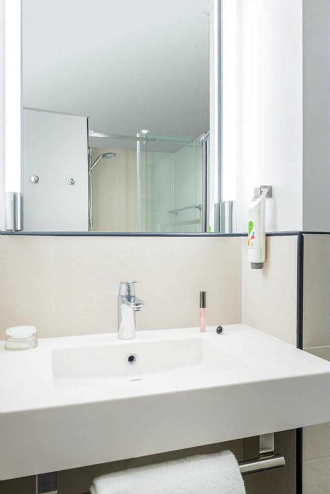 Ibis Styles Paris La Defense Courbevoie 62/62