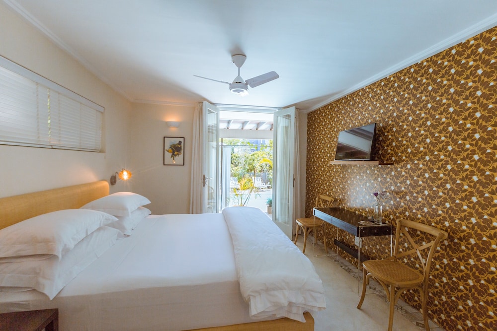 Superior, Double Bed, Garden View, Pool Side