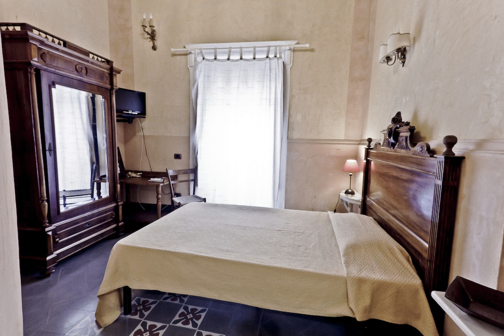 Antica Dimora San Girolamo 11/54