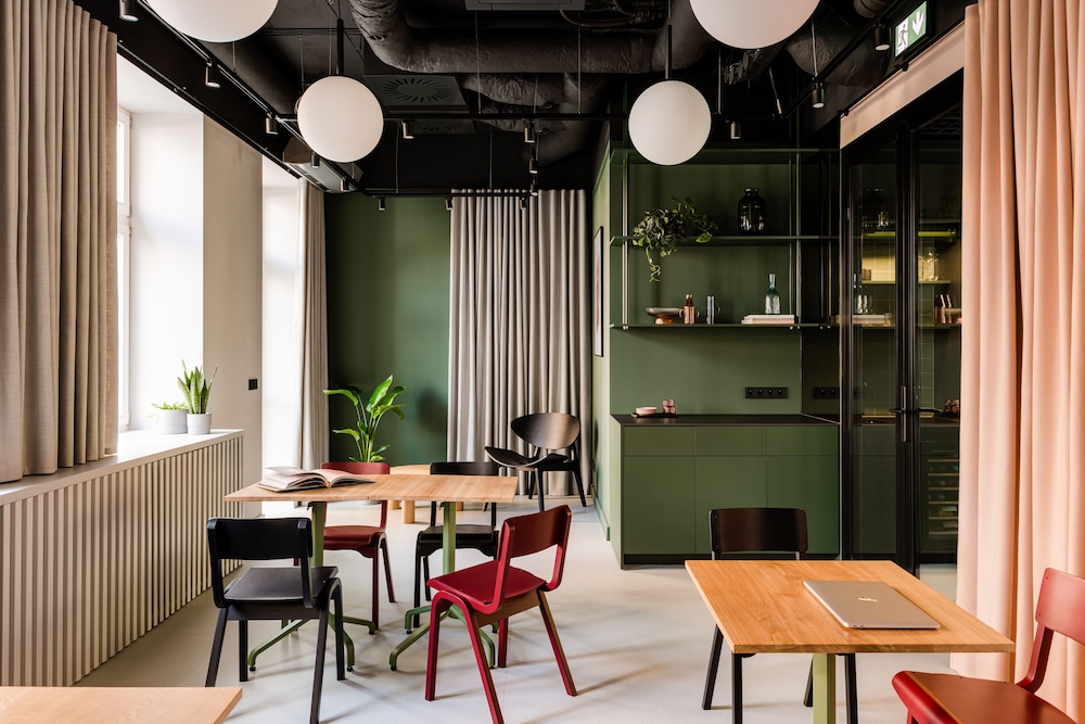 Plantonia Aparthotel 32/45