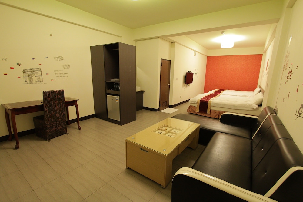 Sakura Resort 40/56