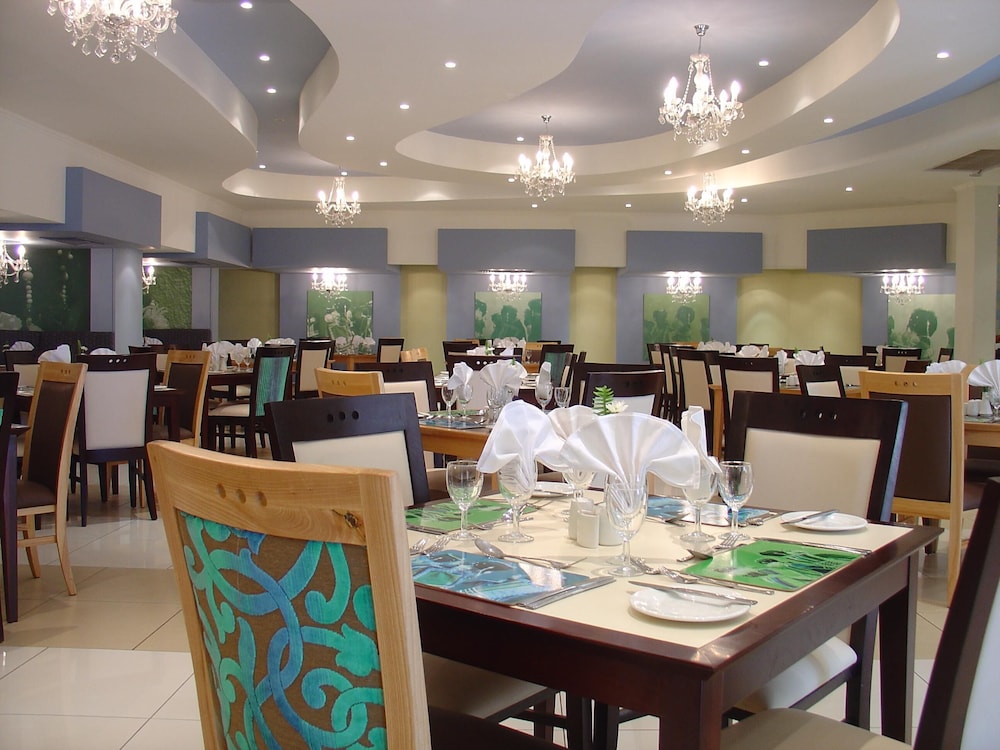 Khoroni Hotel 30/47