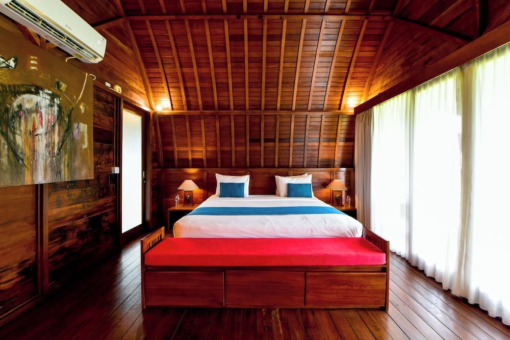 LUMBUNG, LUXURY, VILLA