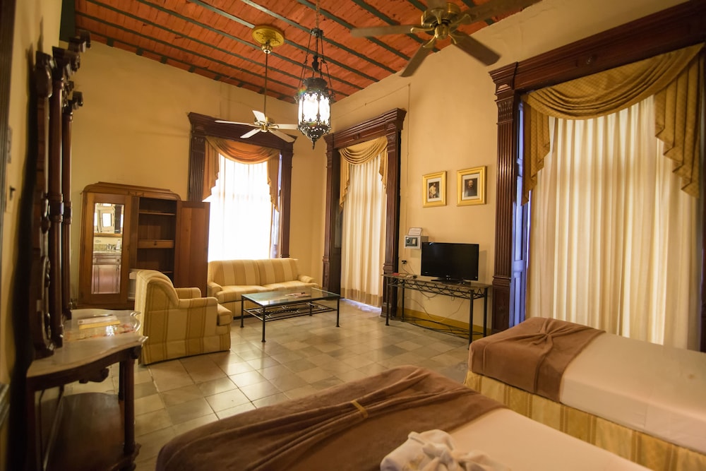 Gran Hotel de Merida 54/68