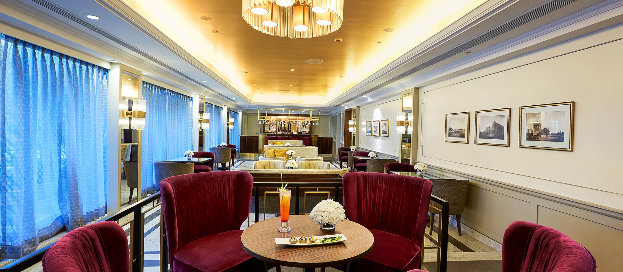 Taj Connemara 68/79