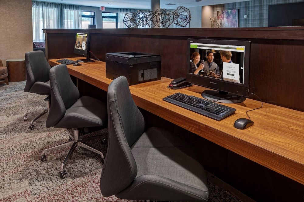 Courtyard by Marriott Troy 44/54