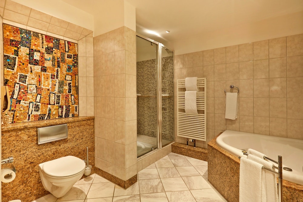 H4 Hotel Hannover Messe Formerly Copthorne Hotel Hannover 10/54
