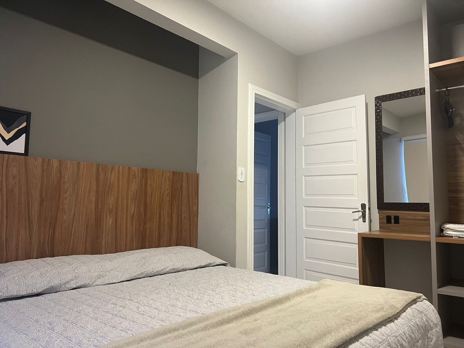2 BEDROOMS, CITY, APARTMENT