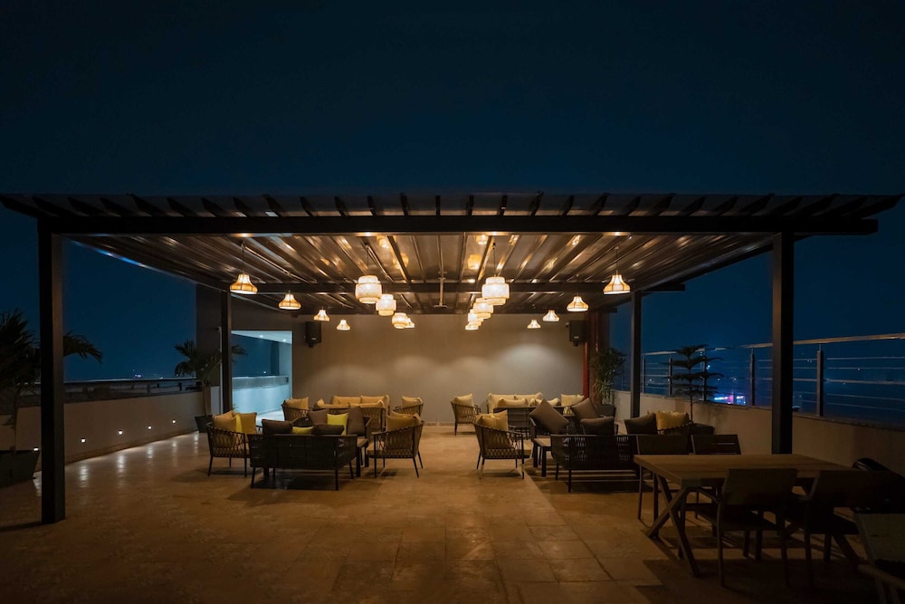 Clubhouse Hotel Chandigarh Mohali 4/47